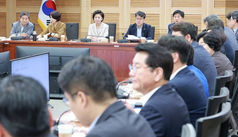 민주당 서울시당이 연 부동산 정책 간담회(사진=연합뉴스)