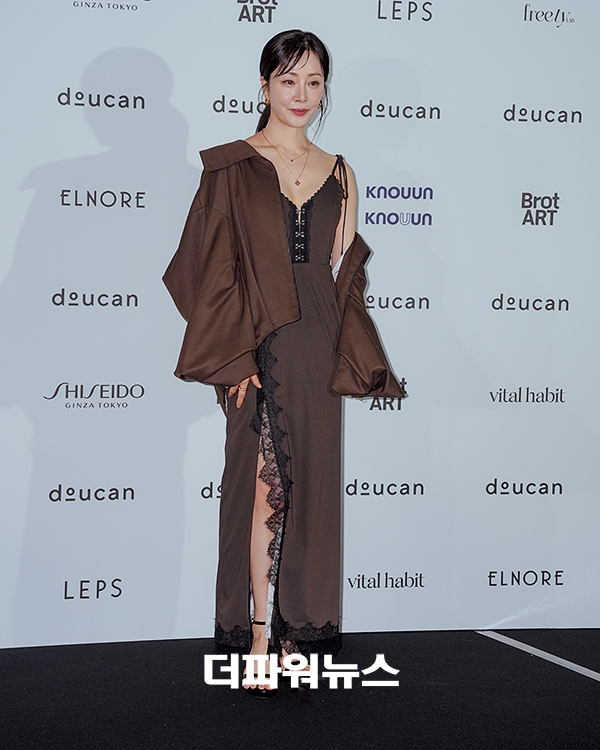 오나라, 두칸 2027 S/S 서울패션위크