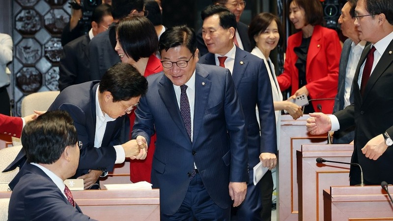 정책 의총 참석하는 정점식 원내대표(사진=연합뉴스)