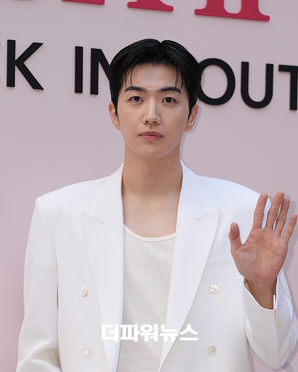 강훈, 포토월 행사