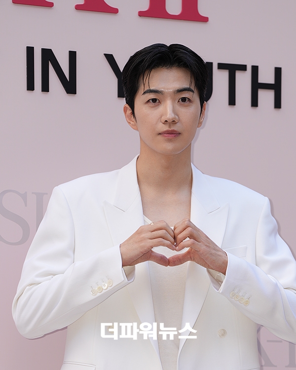 강훈, 포토월 행사