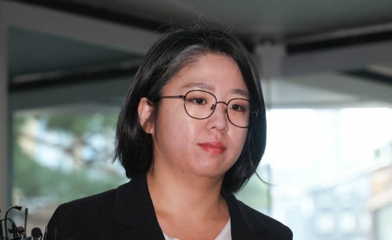 출근하는 용혜인 성평등가족부 장관 후보자(사진=연합뉴스)