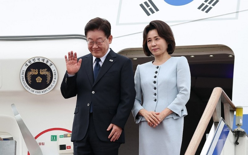 이재명 대통령 부부, 귀국(사진=연합뉴스)