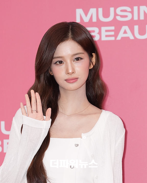 엔믹스 설윤, 포토월 행사