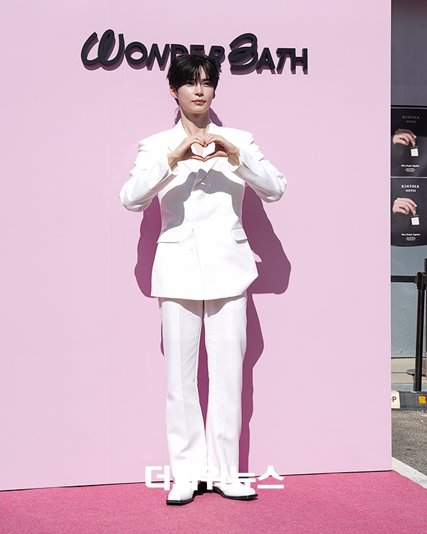 성한빈, 포토월 행사