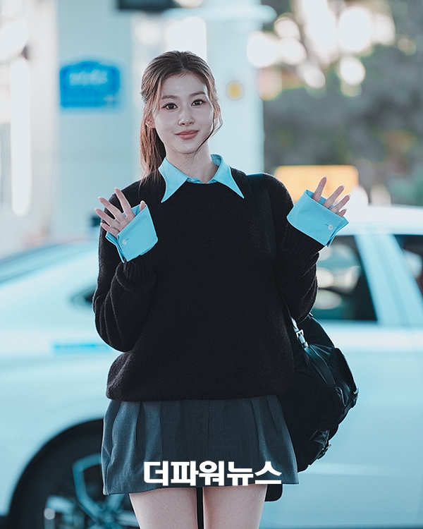 트와이스 사나, 인천국제공항 출국
