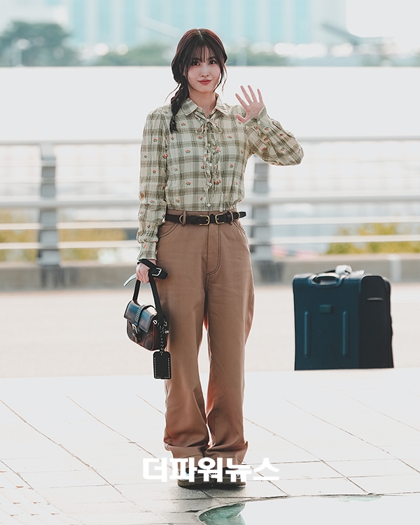 트와이스 모모, 인천국제공항 출국