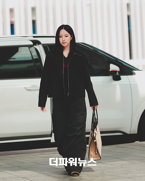 트와이스 미나, 인천국제공항 출국