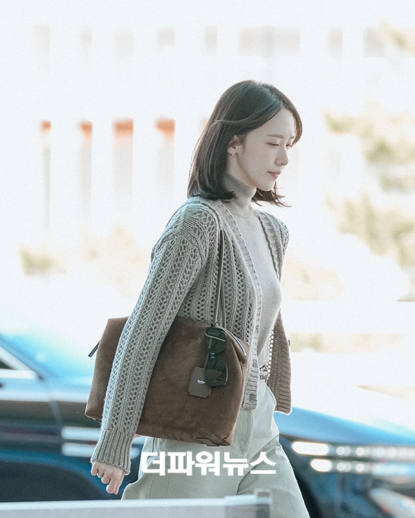 윤아, 인천국제공항 출국