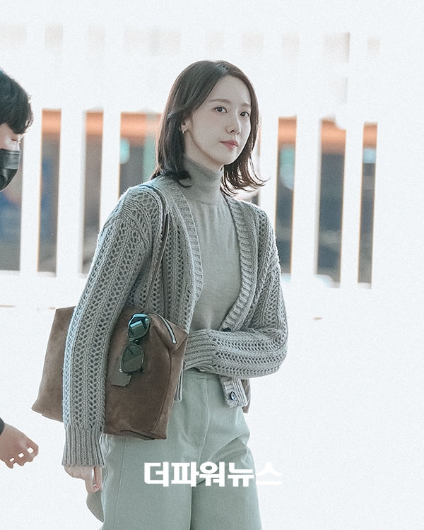윤아, 인천국제공항 출국