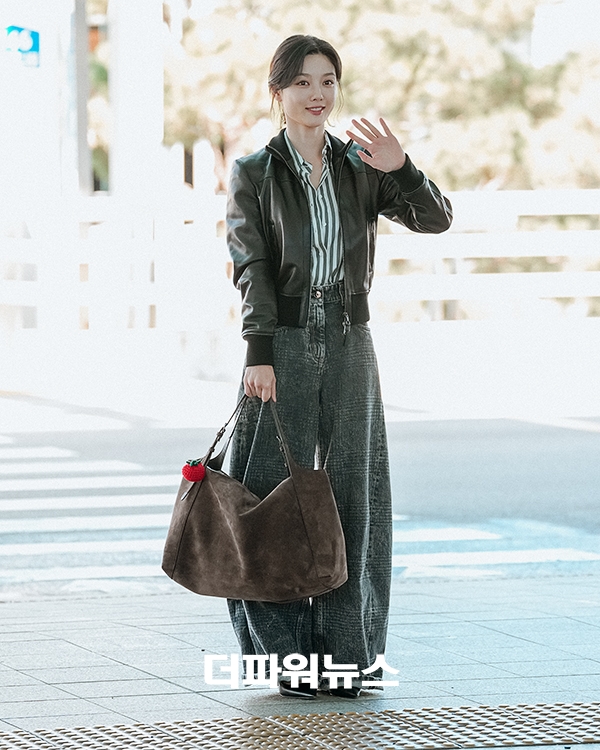 김유정, 인천국제공항 출국