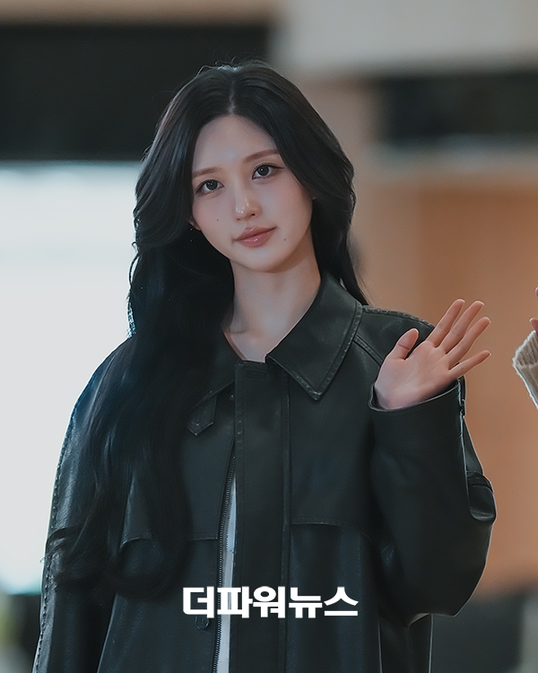 아이브 가을, 김포국제공항 출국