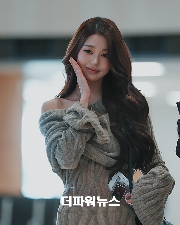 아이브 장원영, 김포국제공항 출국