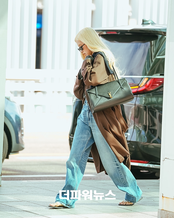 블랙핑크 로제, 인천국제공항 출국