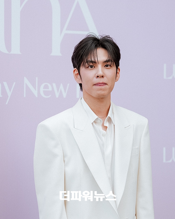 데이식스 원필, 포토월 행사