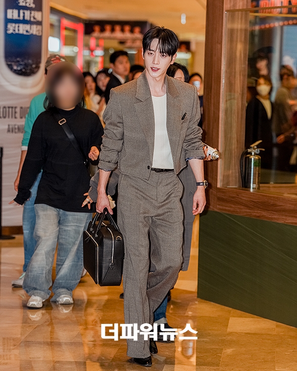 서강준, 포토월 행사