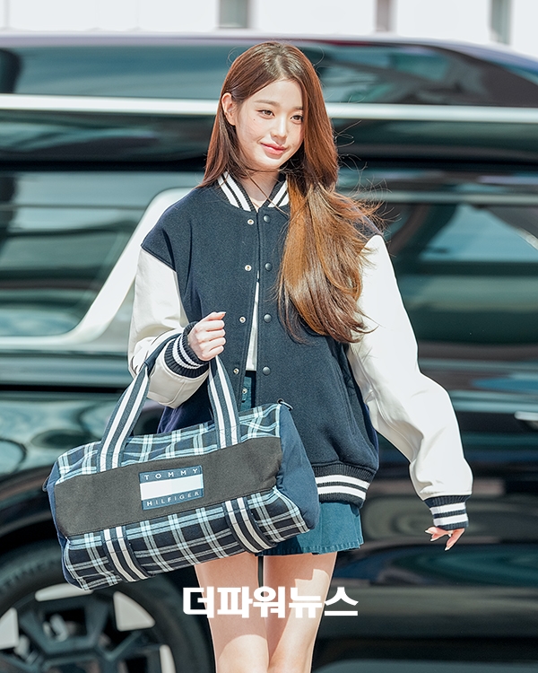 장원영, 인천국제공항 출국