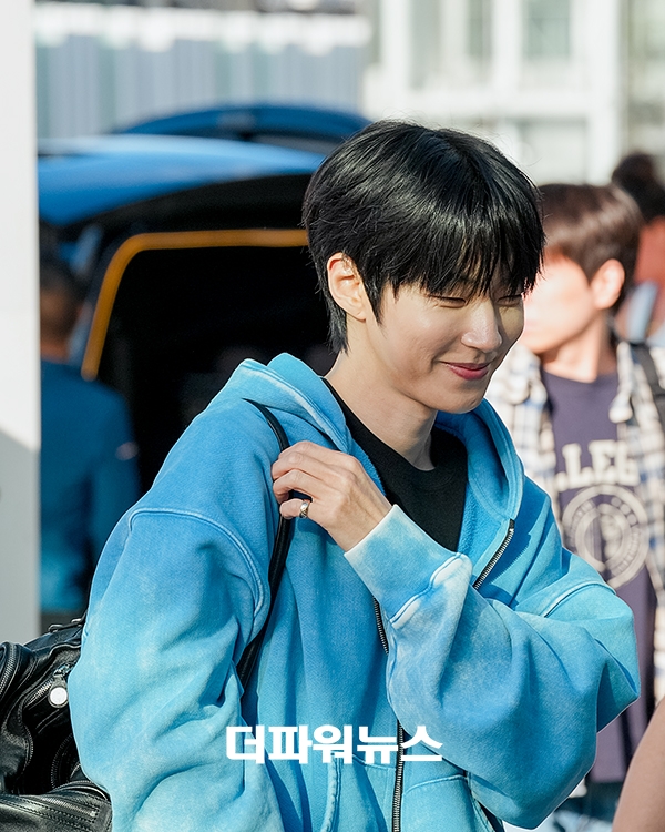 황인엽, 인천국제공항 출국