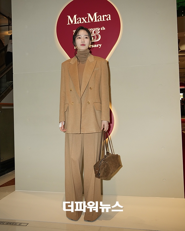 원지안, 포토월 행사