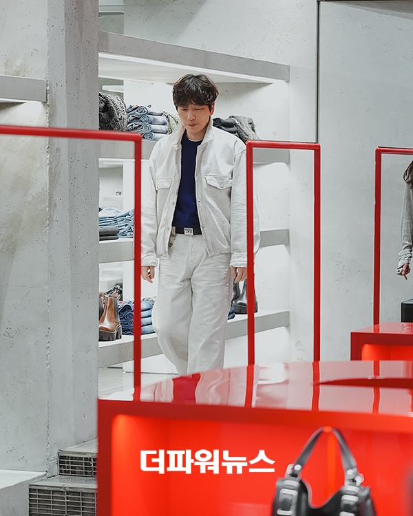 이동휘, 포토월 행사