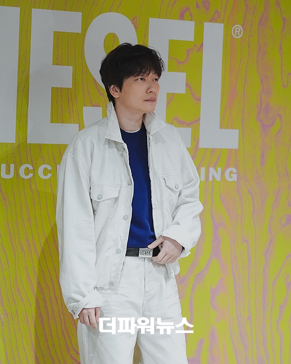 이동휘, 포토월 행사