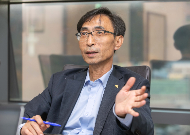 한국사회보장정보원 김현준 원장. 사진=사회보장정보원 홈페이지 캡처