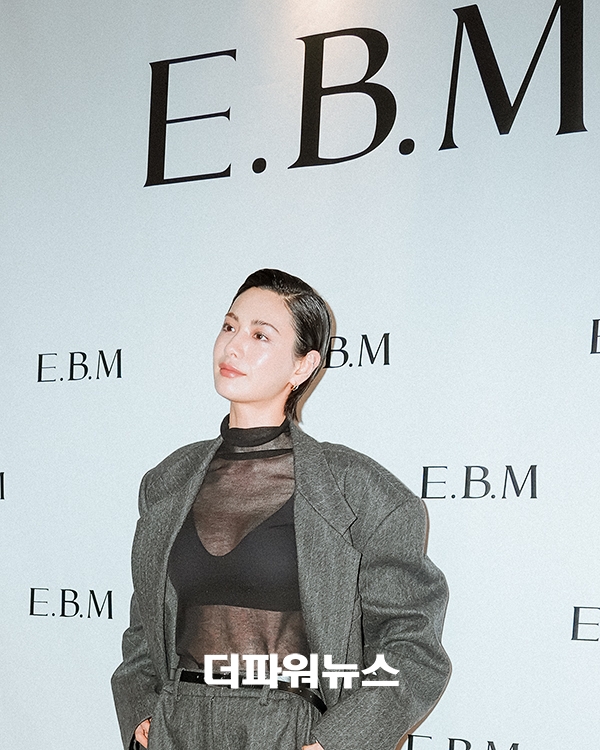 나나, 포토월 행사