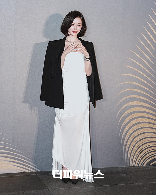 김지원, 포토월 행사