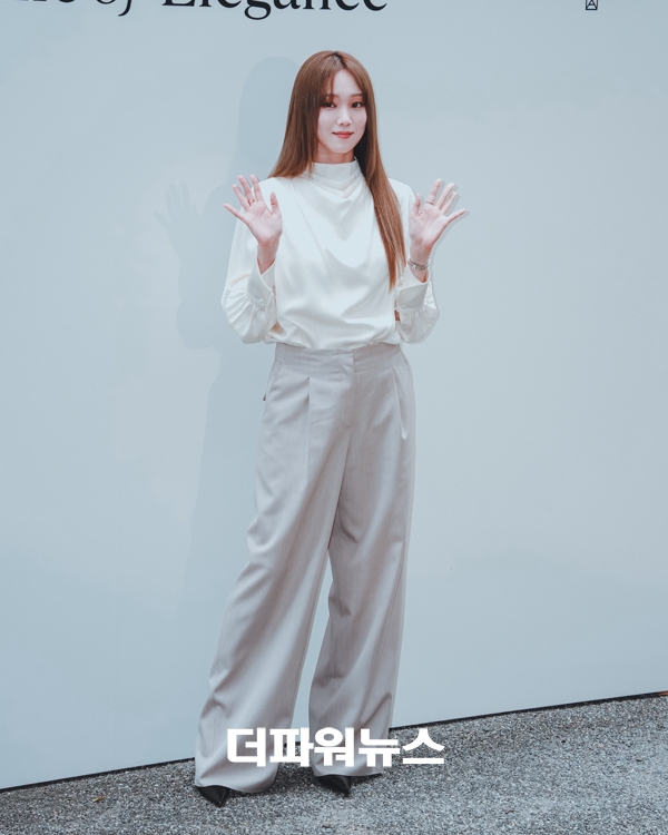 이성경, 포토월 행사