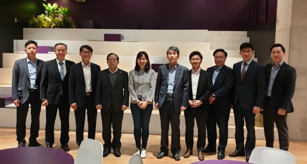 産銀 이동걸 회장, 혁신성장 스타트업 ‘마켓컬리’ 방문