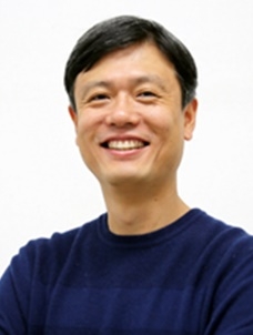 장병규 위원장.(사진제공=대구지방법원)現) 4차산업혁명위원회 위원장 現) 크래프톤(舊 블루홀) 이사회 의장 - 배틀그라운드, 테라 등 세계적인 게임 개발 및 운영 現) 본엔젤스벤처파트너스 대표/고문 첫눈 공동창업자/CEO 네오위즈 공동창업자 KAIST 전산학과 학사, 석사대구과학고등학교 수료