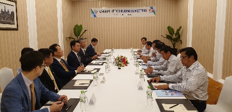 한전과 베트남전력회사 관계자들이 간담회를 진행하고 있는 모습. 사진=한국전력