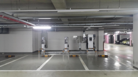 한전이 아파트에 전기차 충전기 보급사업 공모를 시행한다. 사진=한전