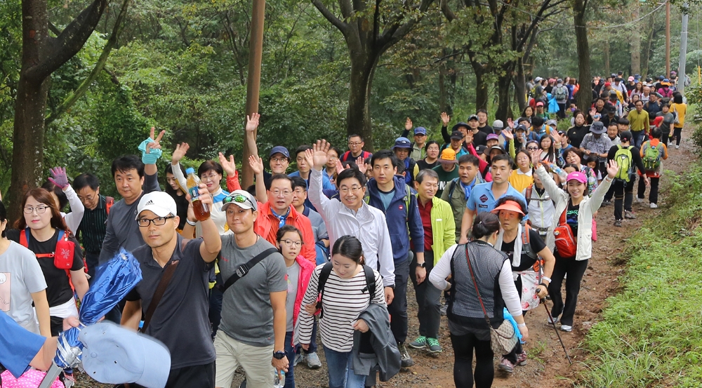 BNK경남은행, ‘2019 창원시 둘레길 걷기대회’ 성황