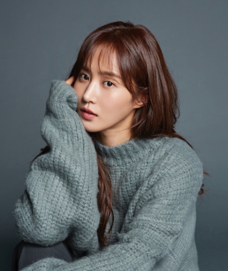 aT는 ‘2019 대한민국 우리술 대축제’ 홍보대사로 ‘소녀시대 유리’를 위촉했다. 사진=aT