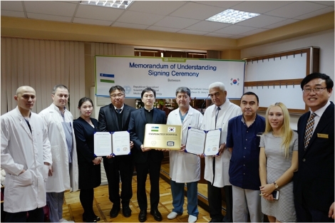 인천성모병원은 최근 우즈베키스탄 타슈켄트에 위치한 국립신경외과센터, 국립비뇨기과센터와 각각 업무협약을 체결했다. 사진=인천성모병원