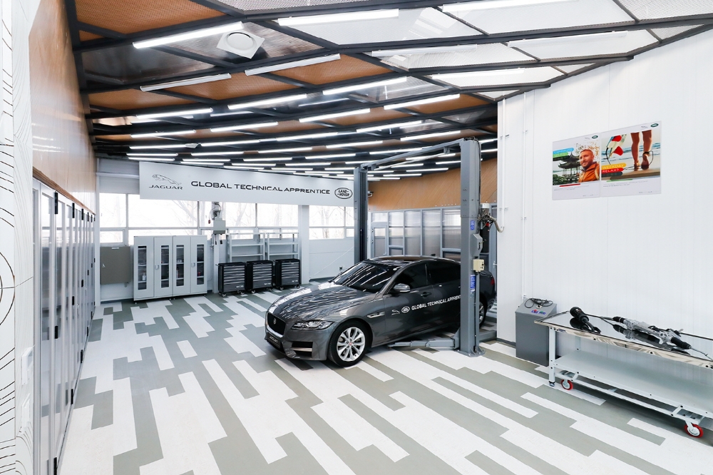 재규어 랜드로버 어프렌티스 테크니컬 교육센터