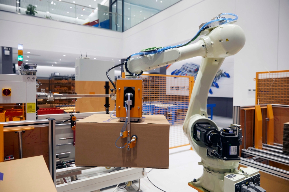 CJ대한통운, 로봇무인화 기술개발 추진