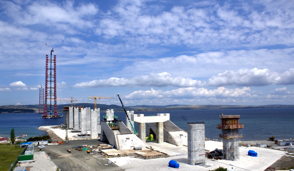 대림산업과 SK건설이 건설한 터키 차나칼레 대교 주탑.(사진=대림산업)
