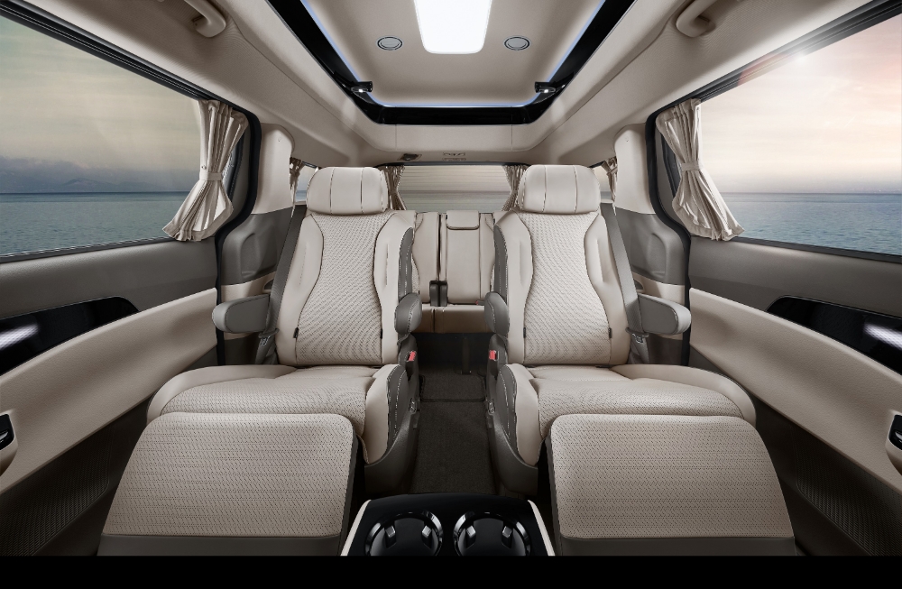 카니발 하이리무진 실내.(사진=기아자동차)