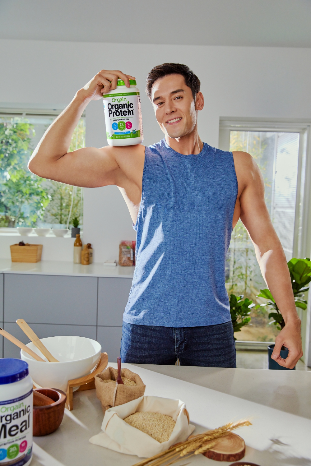 GC녹십자, 유기농 식물성 프로틴 ‘올게인’ 전속모델로 줄리엔 강 발탁