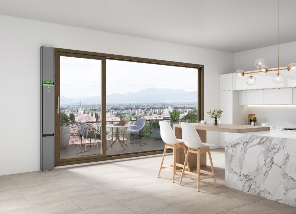 LG지인 창호 유로시스템9(E9-PLS200) 제품이 시공된 거실 공간.(사진=LG하우시스)