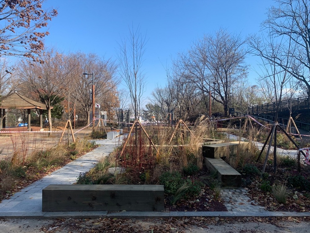 양천구, 온수공원 ‘지양산 명상숲길, 지양마을 놀이정원’ 조성 완료