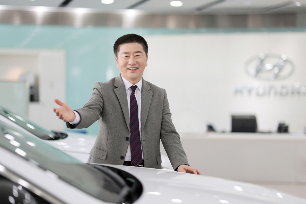 2021년 최다 판매 직원으로 선정된 대전지점 김기양 영업부장.(사진=현대자동차)