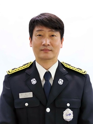 부산강서소방서 정욱주 예방지도계장.(사진제공=부산소방재난본부)