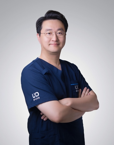 심학수 가산 유디치과의원 대표원장. 사진=유디치과