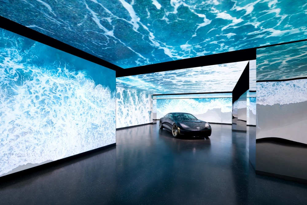 '현대 모터스튜디오 스나얀 파크'의 메인 전시 공간.(사진=현대자동차)