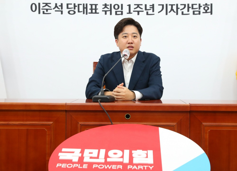 취임 1주년 기자간담회하는 이준석 대표.(사진=연합뉴스)
