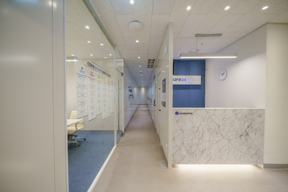 카페24, 창업센터 광교중앙역점 개점…청년 창업 활성화 기대