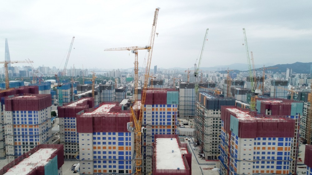 재건축사업을 진행 중인 서울 강동구 둔촌주공아파트 현장.(사진=연합뉴스)